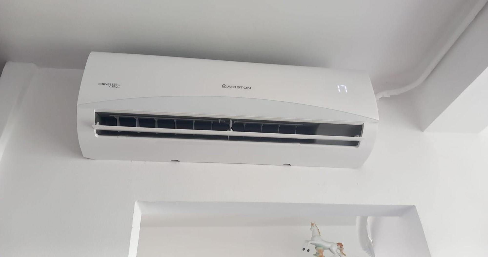 Lovely 1 Bedroom Apartment With Free Street Parking Bucarest Exterior foto